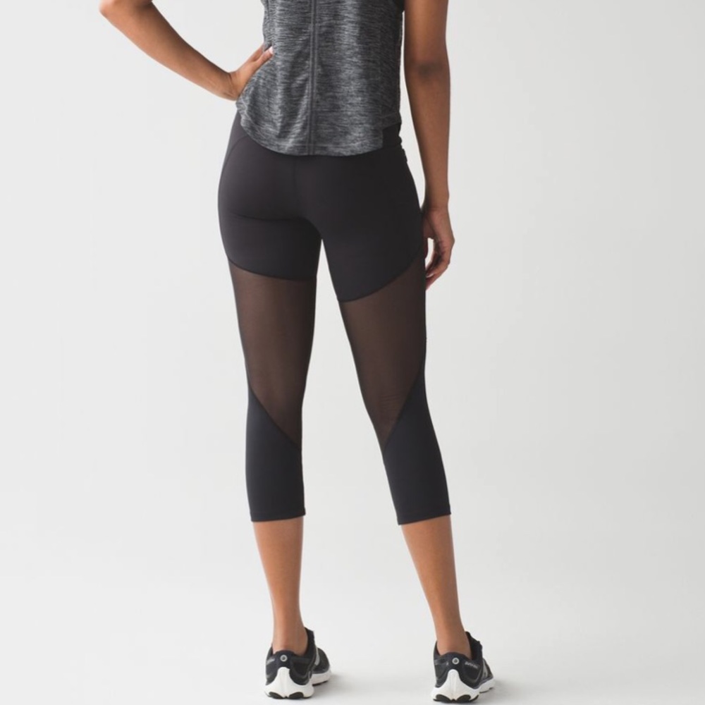 Lululemon Rush Hour 21” Crop Black
